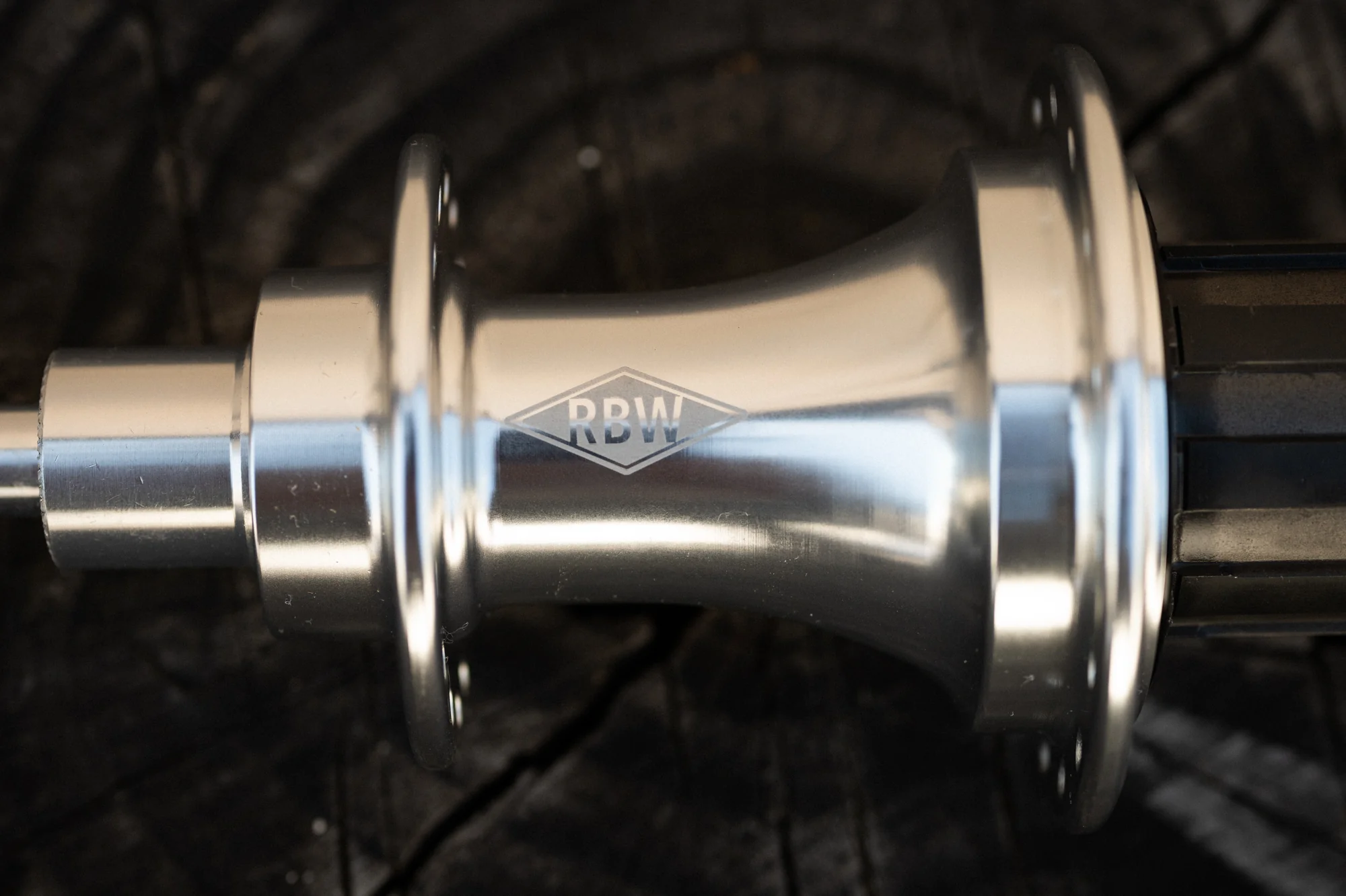 Hub - RBW Silver - Image 5