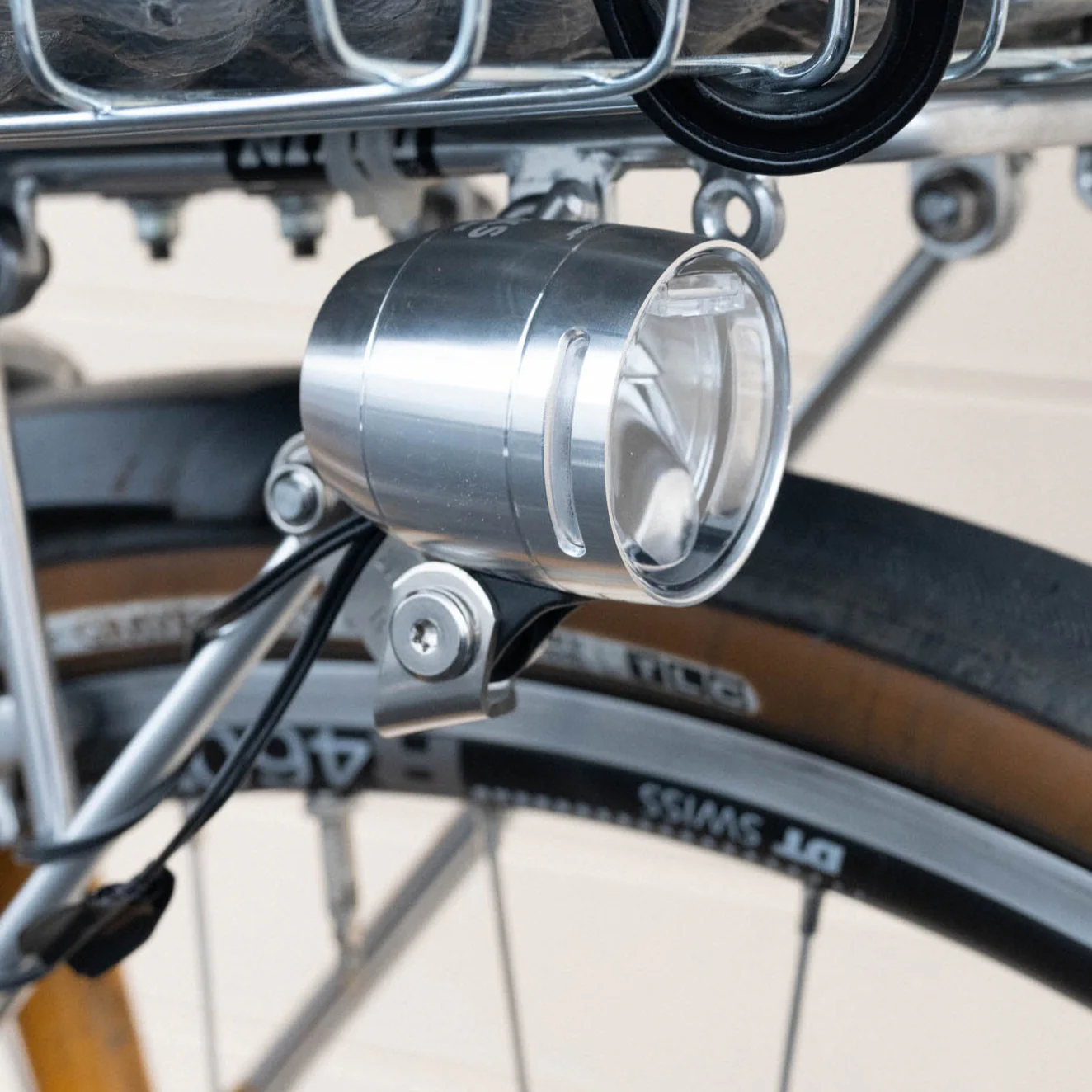 Busch & Müller Lumotec IQ-XS T Senso Plus dynamo headight, 80 lux - Image 3