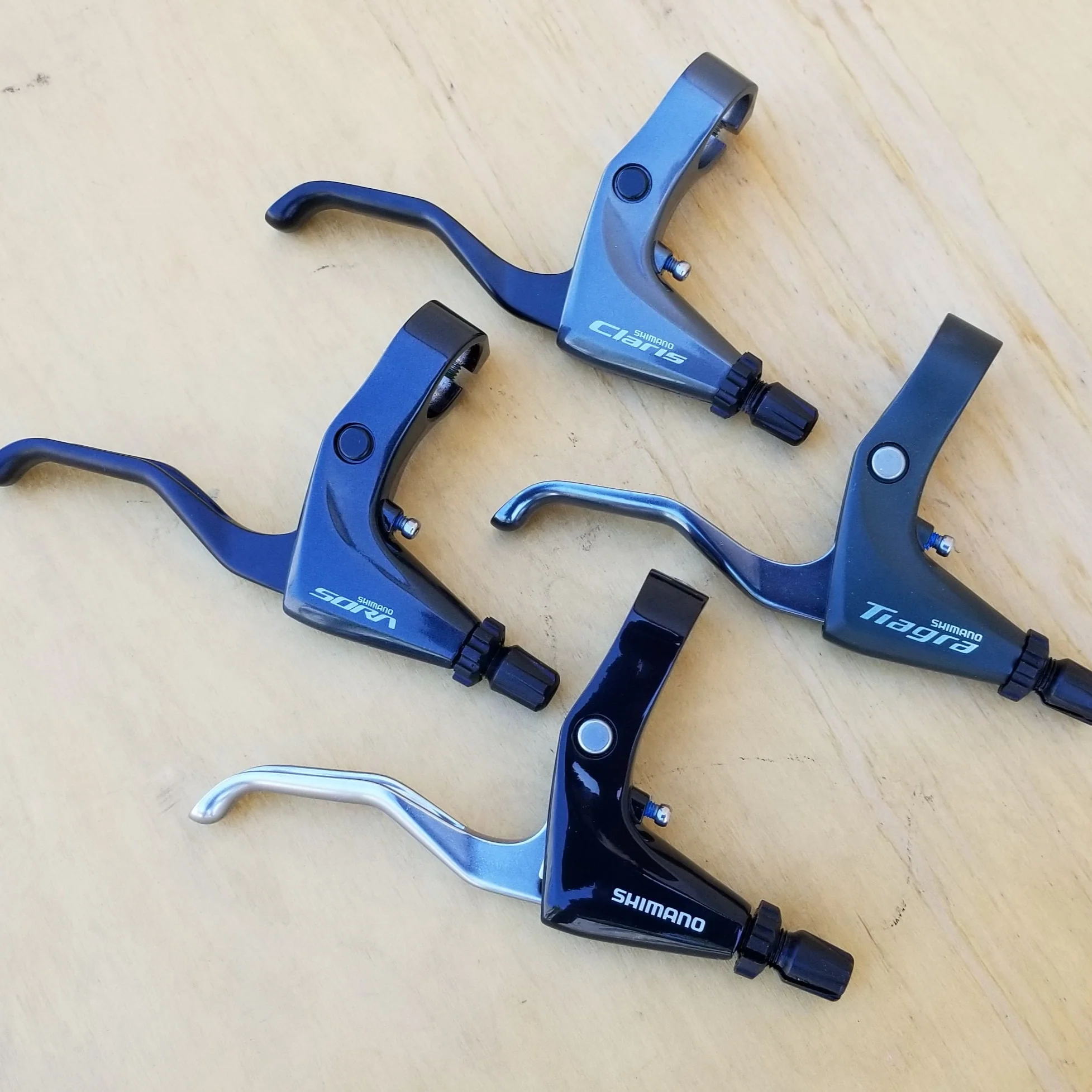 Brake Levers (pair) - Mountain, Shimano. Adaptable to any style of rim brake. - Image 2