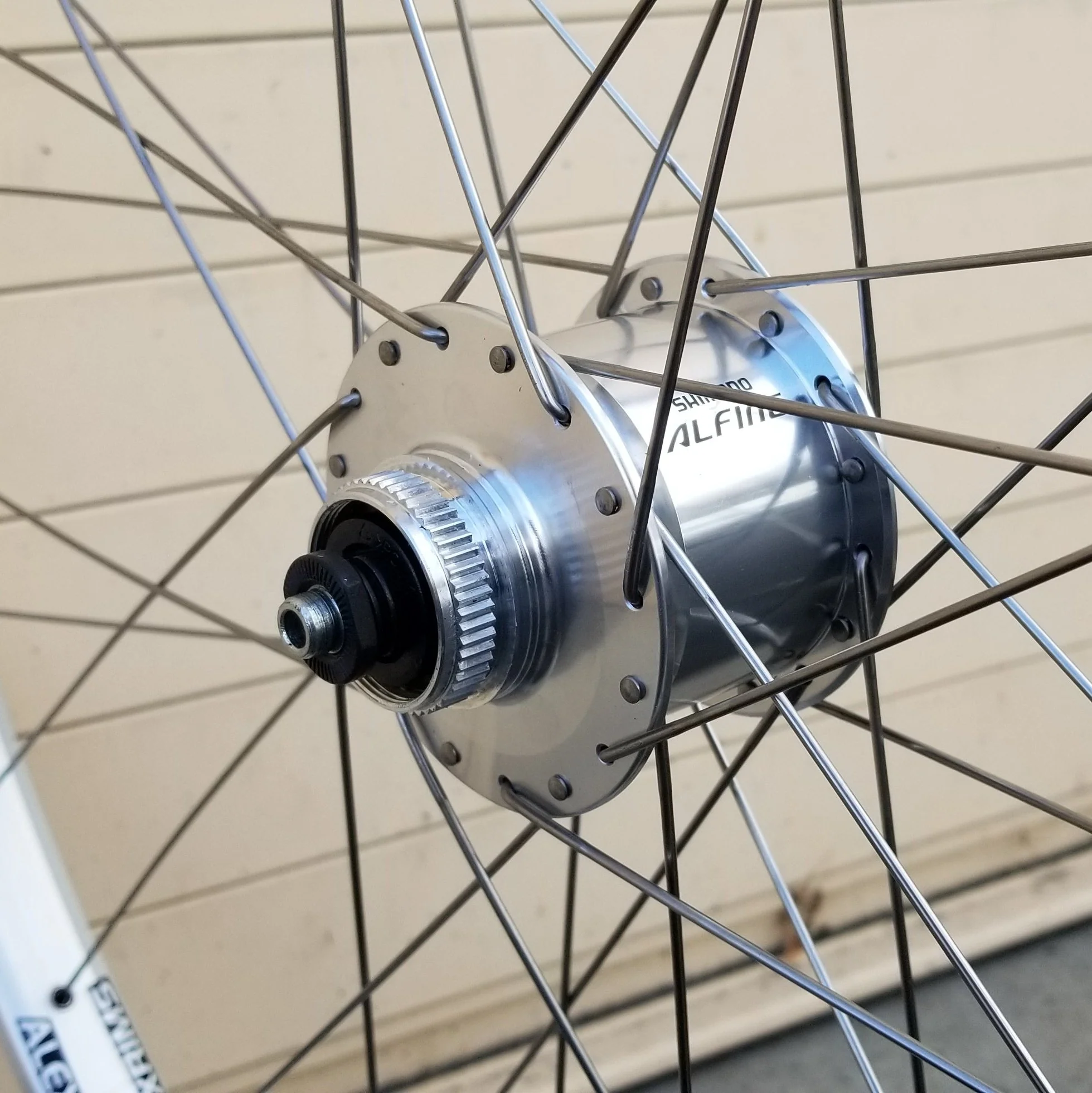 Shimano Alfine DH-S501 dynamo hub, silver - Image 3
