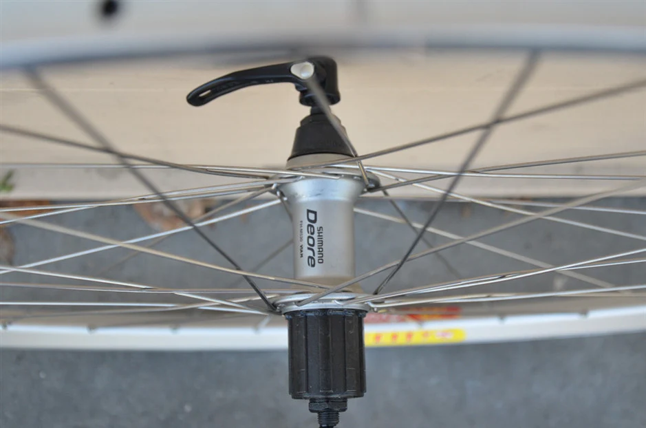 WHEEL 700c x 32h x 135mm Shimano Deore hub/Velocity Dyad web special* - Image 2
